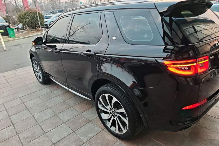 Used Land Rover Discovery Sport 2024 Performance Tech Edition
