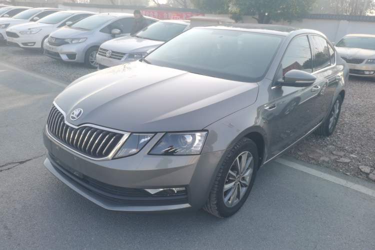 Used Skoda Octavia 2018 1.6L Automatic Comfort Edition