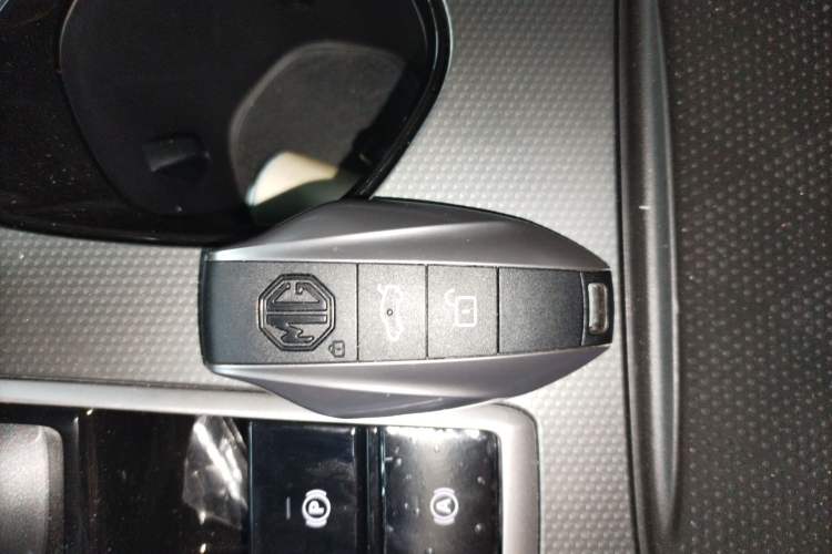 Used MG 7 2025 2.0T 405 AT Luxury Edition
