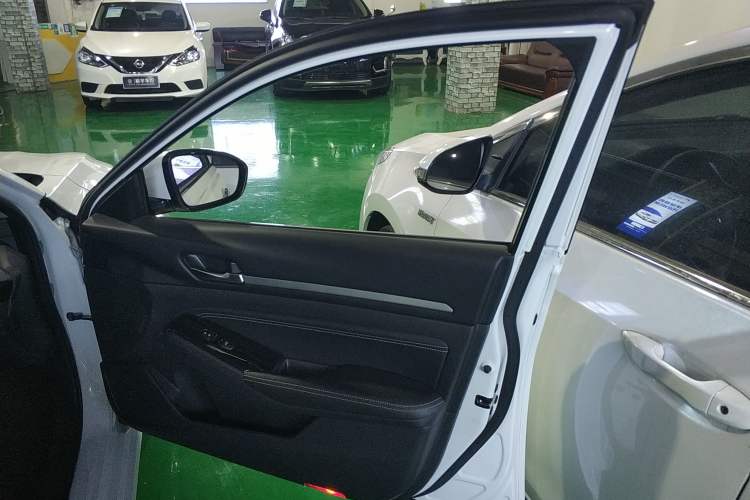 Used Nissan Teana 2022 2.0L XL-TLS Enjoyment Edition
