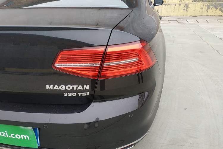 Used Volkswagen Magotan 2019 330TSI DSG Leading Model China VI Standard
