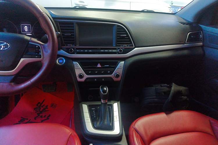 Used Hyundai Elantra 2016 1.6L Automatic ZhiXuan – Elite Version