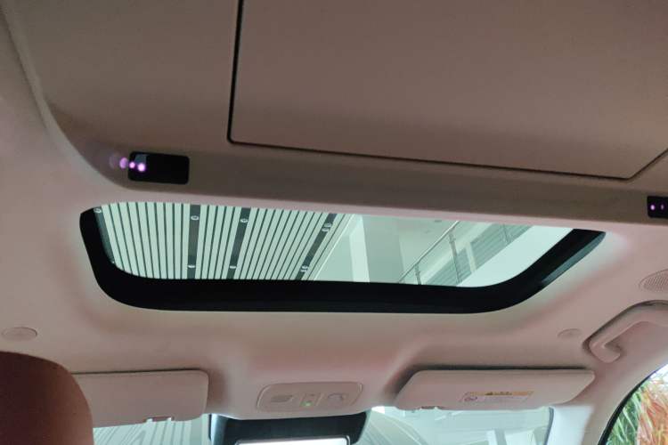 Used Wey Lanshan 2025 Four-Wheel Drive Ultra