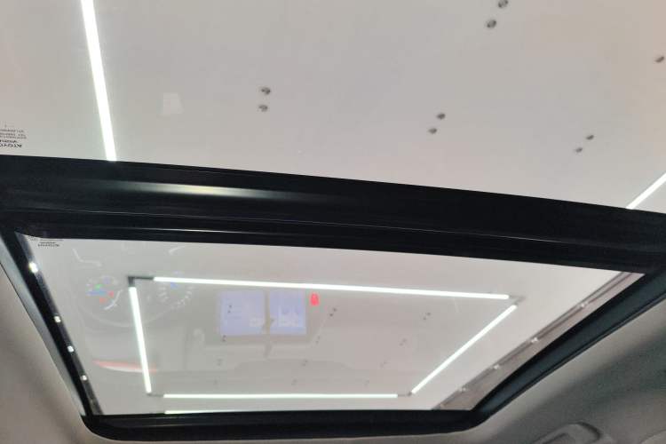 Used Toyota Highlander 2022 Dual-Engine 2.5L Four-Wheel Drive Prestige Version 7 Seats
