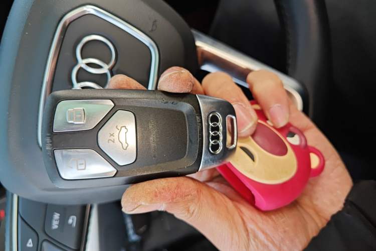 Used Audi Q5L 2020 Updated 40 TFSI Prestige Fashion Edition
