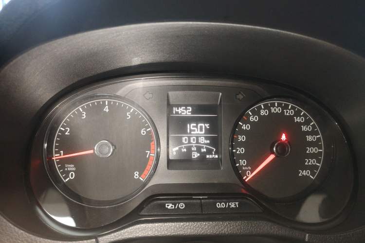 Used Volkswagen Polo 2016 1.4L Manual Fashion Model
