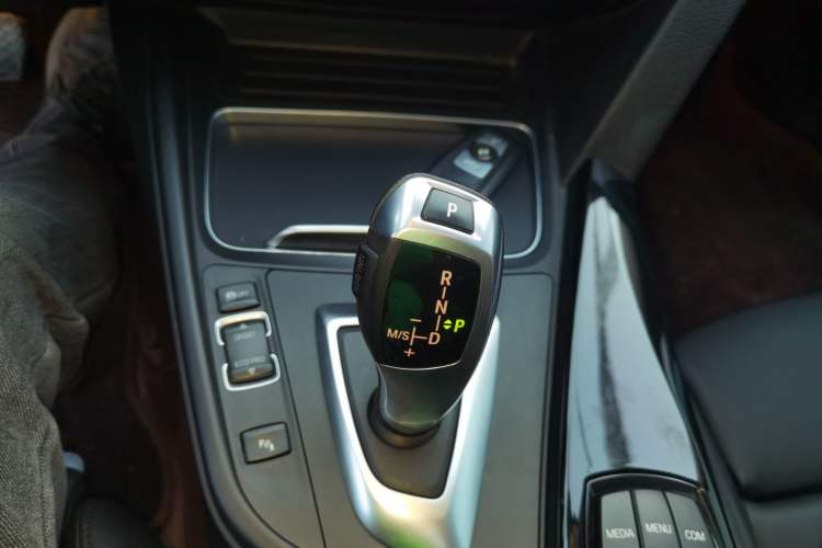 Used BMW 3 Series 2018 320Li Fashion Model
