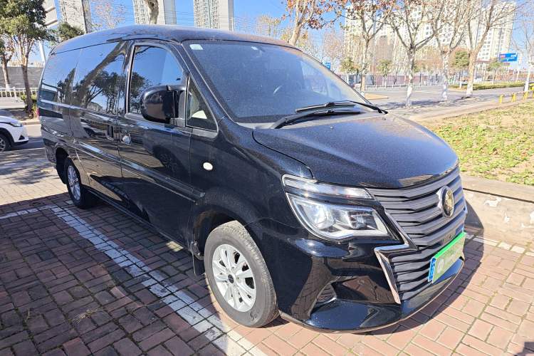 Used FORTHING Lingzhi 2020 M5L 1.6L Luxury 7-Seater
