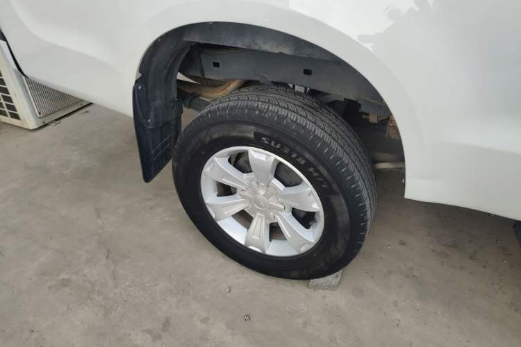 Used  T6 2020 2.0T Diesel Two-Wheel-Drive Elite Version Long Wheelbase China VI Emission Standard HFC4DB2-2E