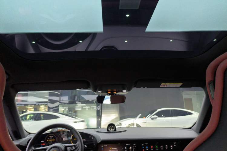 Used Porsche Taycan 2022-Year Updated Taycan
