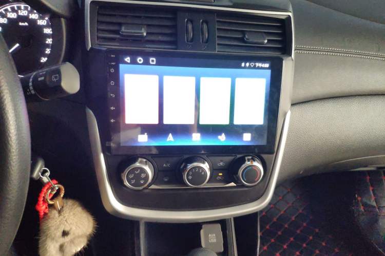 Used Nissan Tiida 2016 1.6L CVT Cool Dynamic Edition