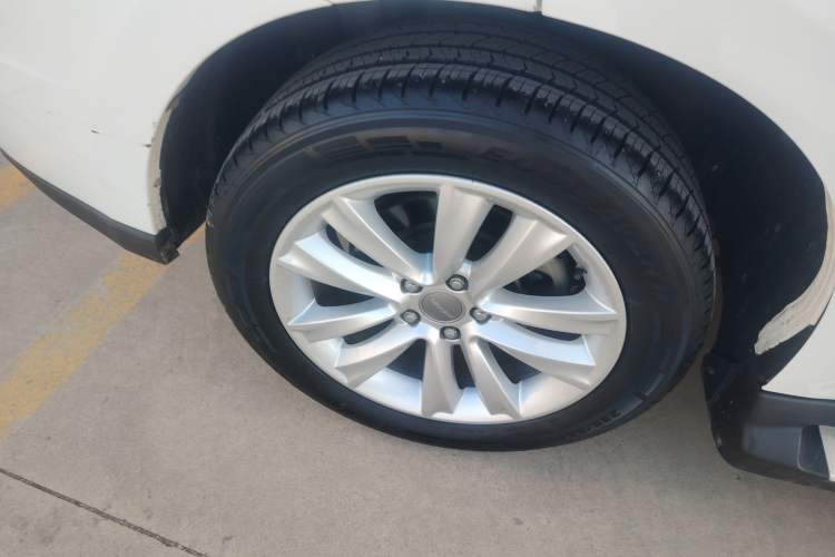 Used Haval H2 2016 Red Label 1.5T Manual Two-Wheel Drive Elite Model
