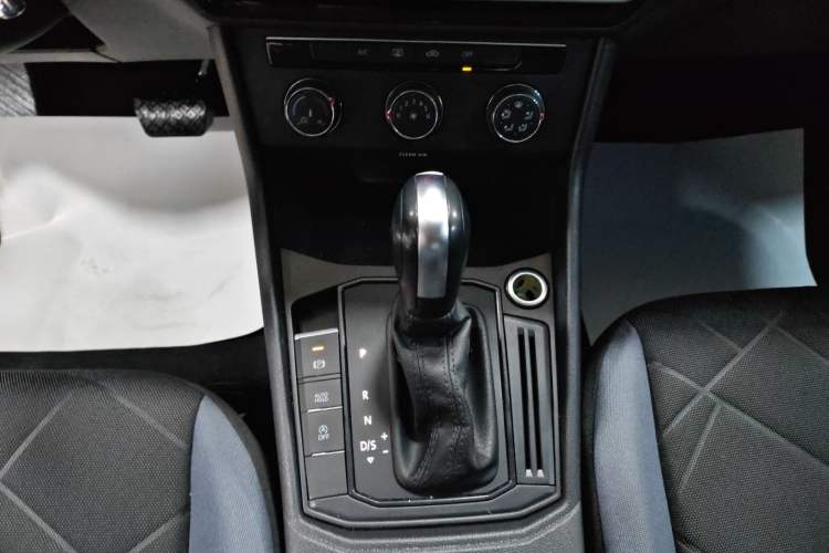 Used Volkswagen Lavida 2023 1.5L Automatic De Yi Edition