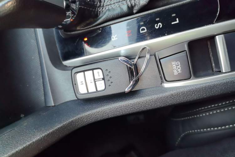 Used Honda Civic 2016 220TURBO CVT Luxury Edition
