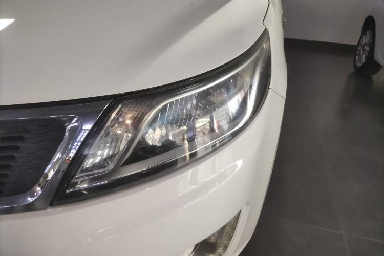 Used Kia K2 2012 Sedan 1.4L Automatic GLS Commemorative Edition
