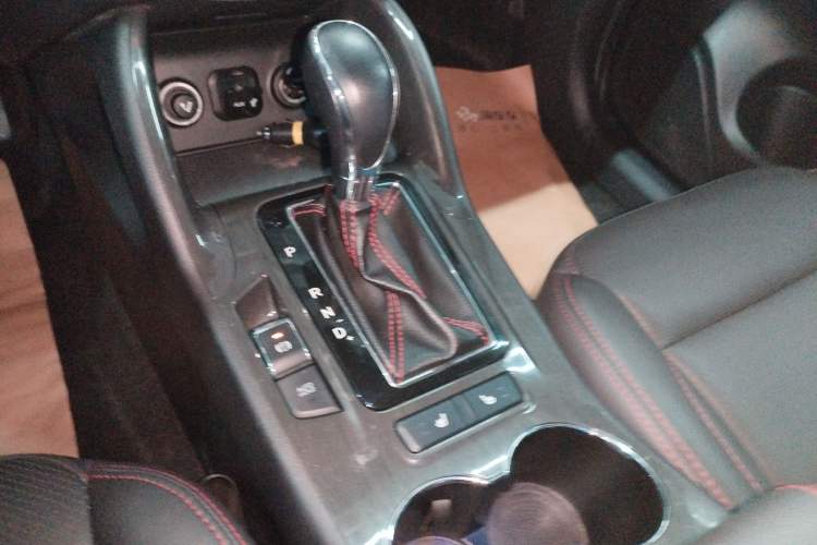 Used Changan CS75 2017 Shangkui Edition 1.5T Automatic Fengxiang Model
