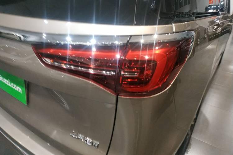 Used Buick GL8 2023 ES Lu Zun Deluxe and Yue Edition