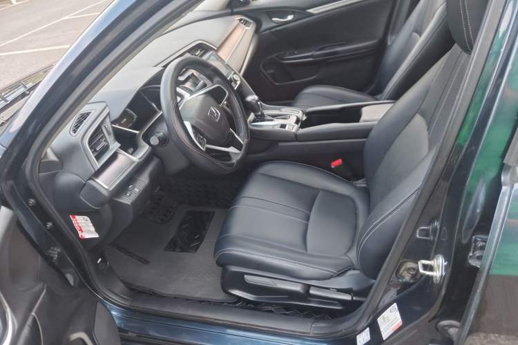 Used Honda Civic 2016 220TURBO CVT Luxury Edition