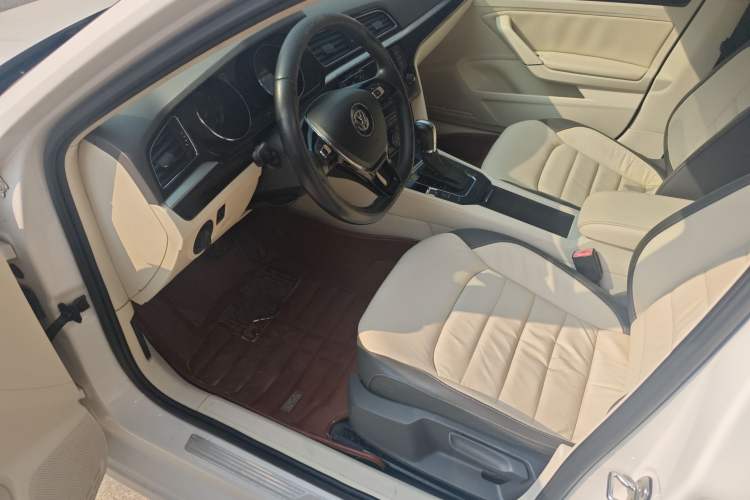 Used Volkswagen Lamando 2015 280TSI DSG Comfort Edition