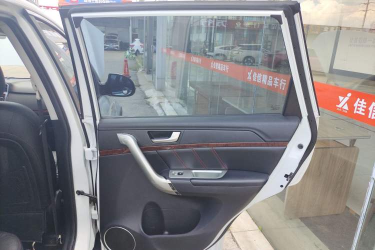 Used Haval H6 2014 Sport Edition 2.4L Automatic Elite Model
