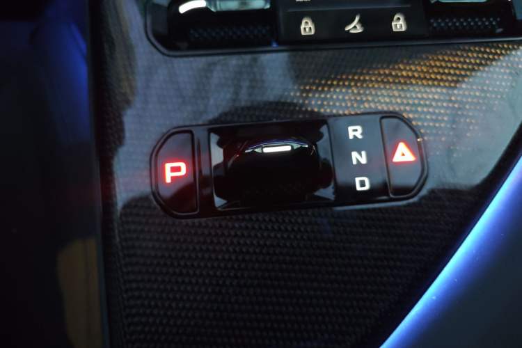 Used  EMEYA 2024 EMEYA R+