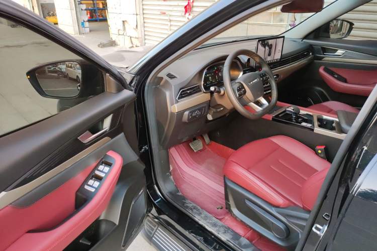 Used JETOUR X70 2025 1.5T DCT Overdrive PRO 5-Seater
