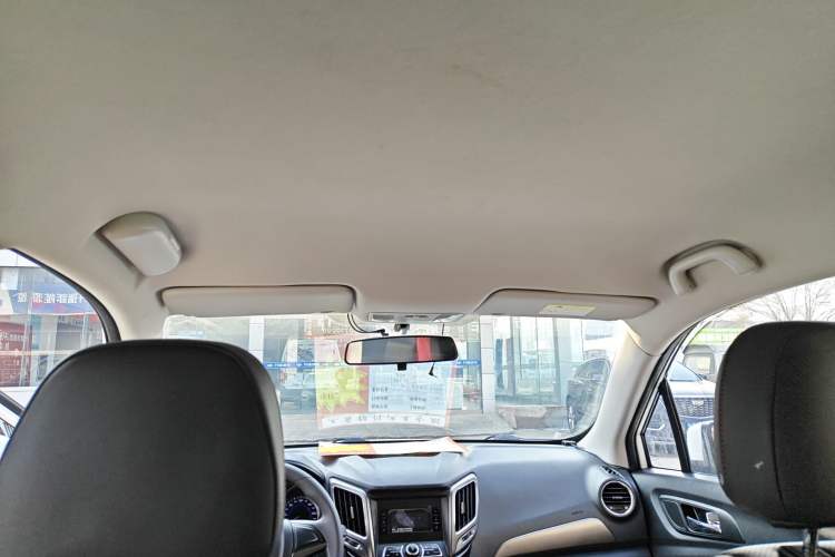 Used Changan CS15 2016 1.5L Manual Fashion Edition