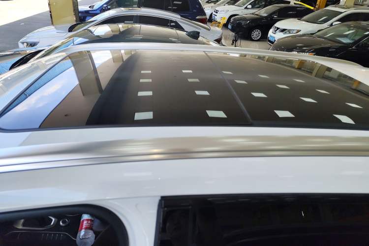 Used Wey VV6 2021 2.0T Two-Wheel Drive Smart Plus
