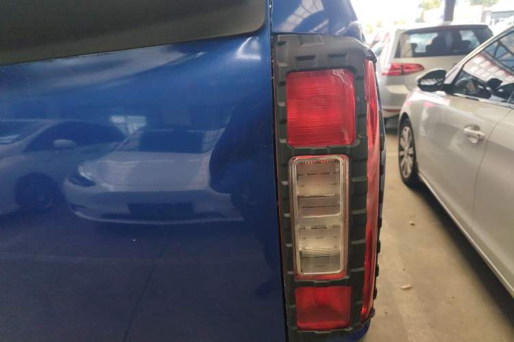 Used Great Wall Poer 2020 2.0T Commercial Version Automatic Diesel Two-Wheel Drive Elite Trim with Long Bed – GW4D20M
