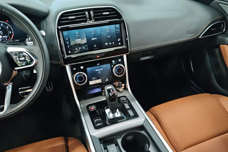 Used Jaguar XEL 2024 2.0T 250 PS R-DYNAMIC S Advanced Sport Edition
