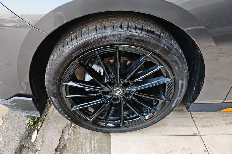 Used Changan UNI-V 2024 1.5T Prestige Sport Edition
