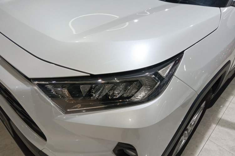 Used Toyota RAV4 2021 2.0L CVT Two-Wheel Drive Fashion PLUS Edition
