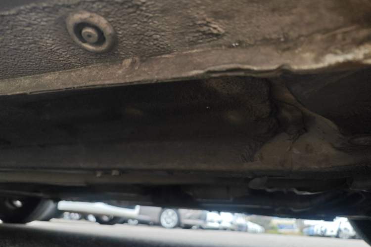 Used Kia K2 2012 Sedan 1.4L MT GLS Commemorative Edition
