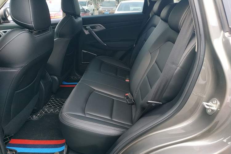 Used Geely Auto Emgrand X7 Sport 2021 1.8TD DCT Two-Wheel Drive Asian Games Comfort Edition
