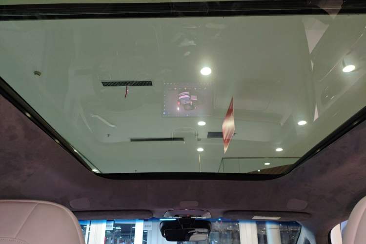 Used Zeekr MIX 2025 Intelligent Driving Version
