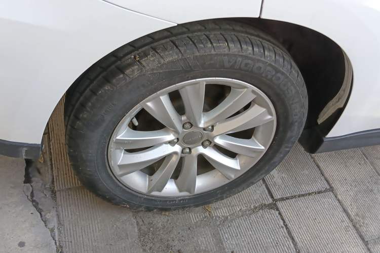 Used Haval H2 2016 Red-Label 1.5T Automatic Two-Wheel Drive Luxury Model
