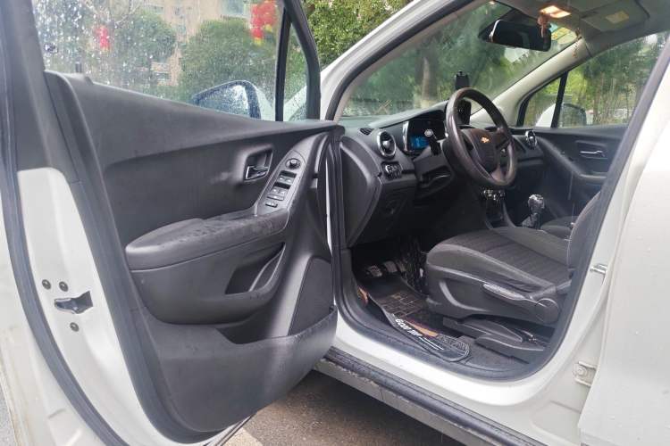 Used Chevrolet Trax 2014 1.4T Manual Two-Wheel Drive Comfort Model