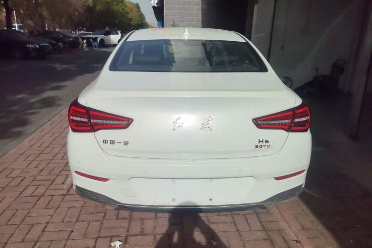 Used Hongqi H5 2019 30TD Dynamic Edition
