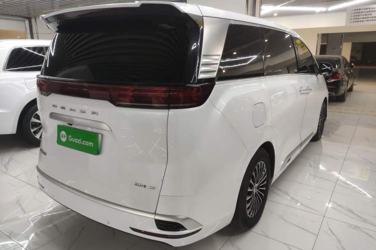 Used Denza D9 2024 DM-i 980 Four-Wheel Drive Prestige Model
