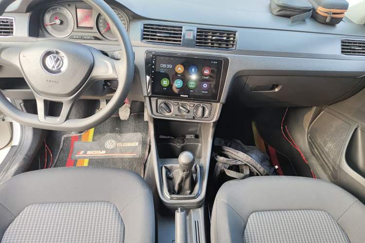 Used Volkswagen Santana 2016 1.6L Manual Fashion Edition
