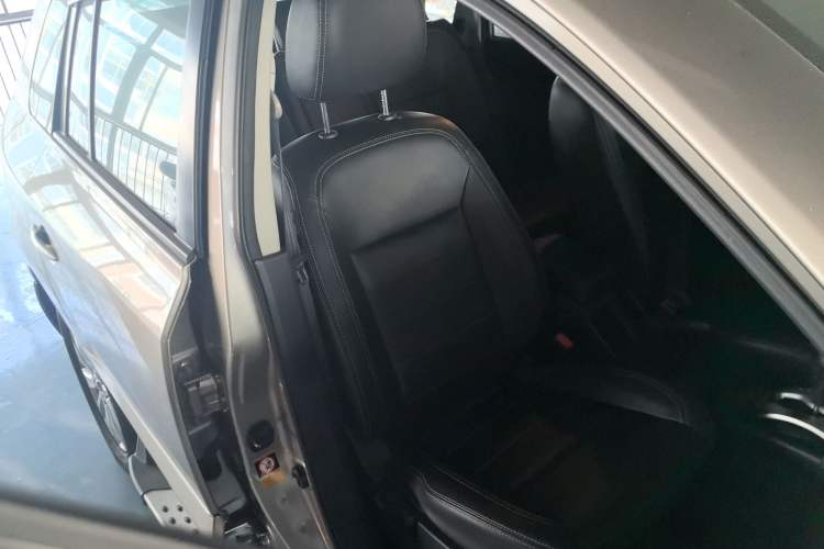 Used Renault Koleos 2014 Revised Version 2.0L Two-Wheel Drive Fashion Edition