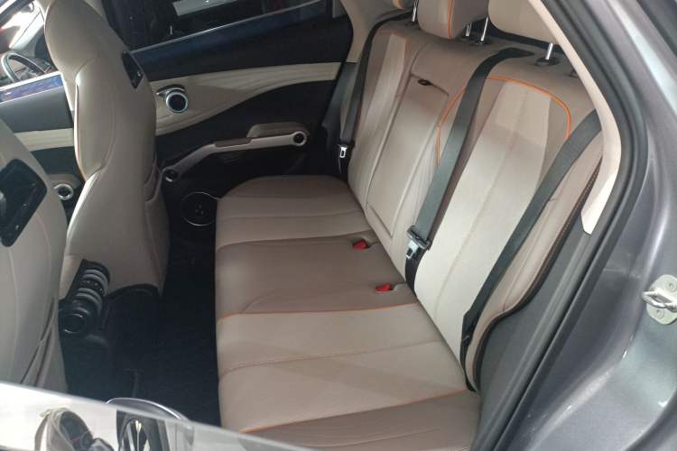 Used BYD Yuan PLUS 2024 Honor Edition 430KM Beyond Model
