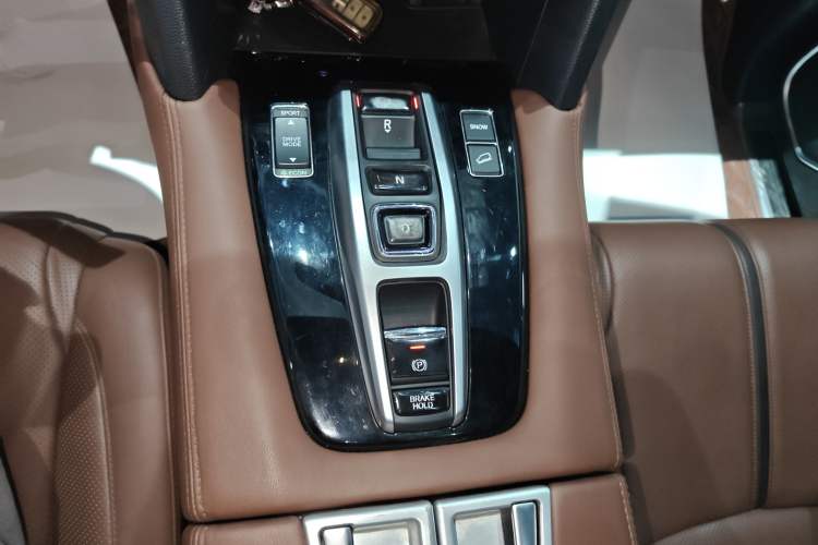 Used Honda UR-V 2020 370TURBO Two-Wheel Drive Luxury Edition
