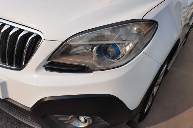 Used Buick Encore 2015 1.4T Automatic Two-Wheel Drive Urban Elite Version
