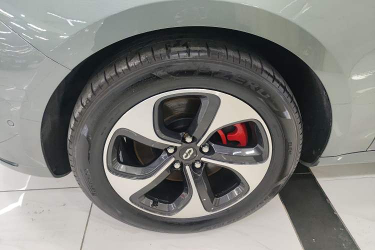 Used Hima AITO M5 2022 Range-Extended Rear-Drive Standard Version
