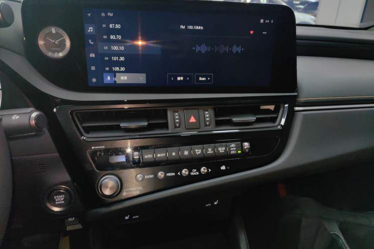 Used Lexus ES 2022 200 Excellence Edition
