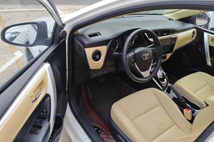 Used Toyota Corolla 2017 Revised Dual-Engine 1.8L E-CVT Elite Edition