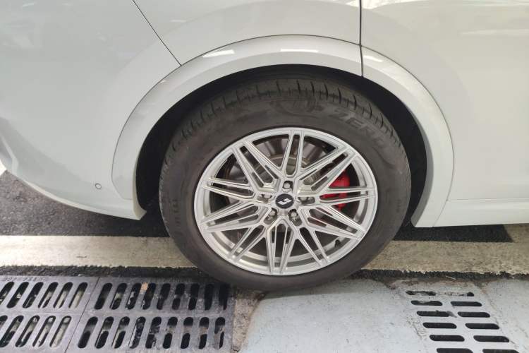 Used Li Auto L7 2023 Pro Model
