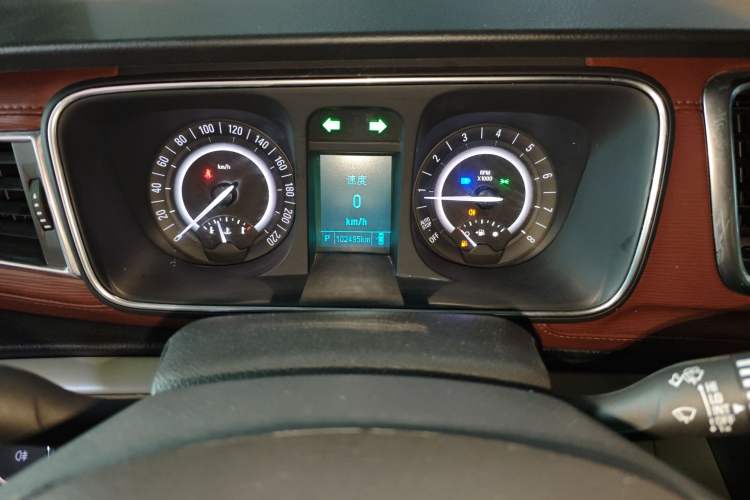 Used Buick GL8 2018 28T Comfort Model China VI Standard
