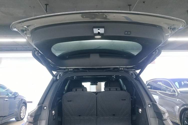 Used Li Auto L9 2022 Max model